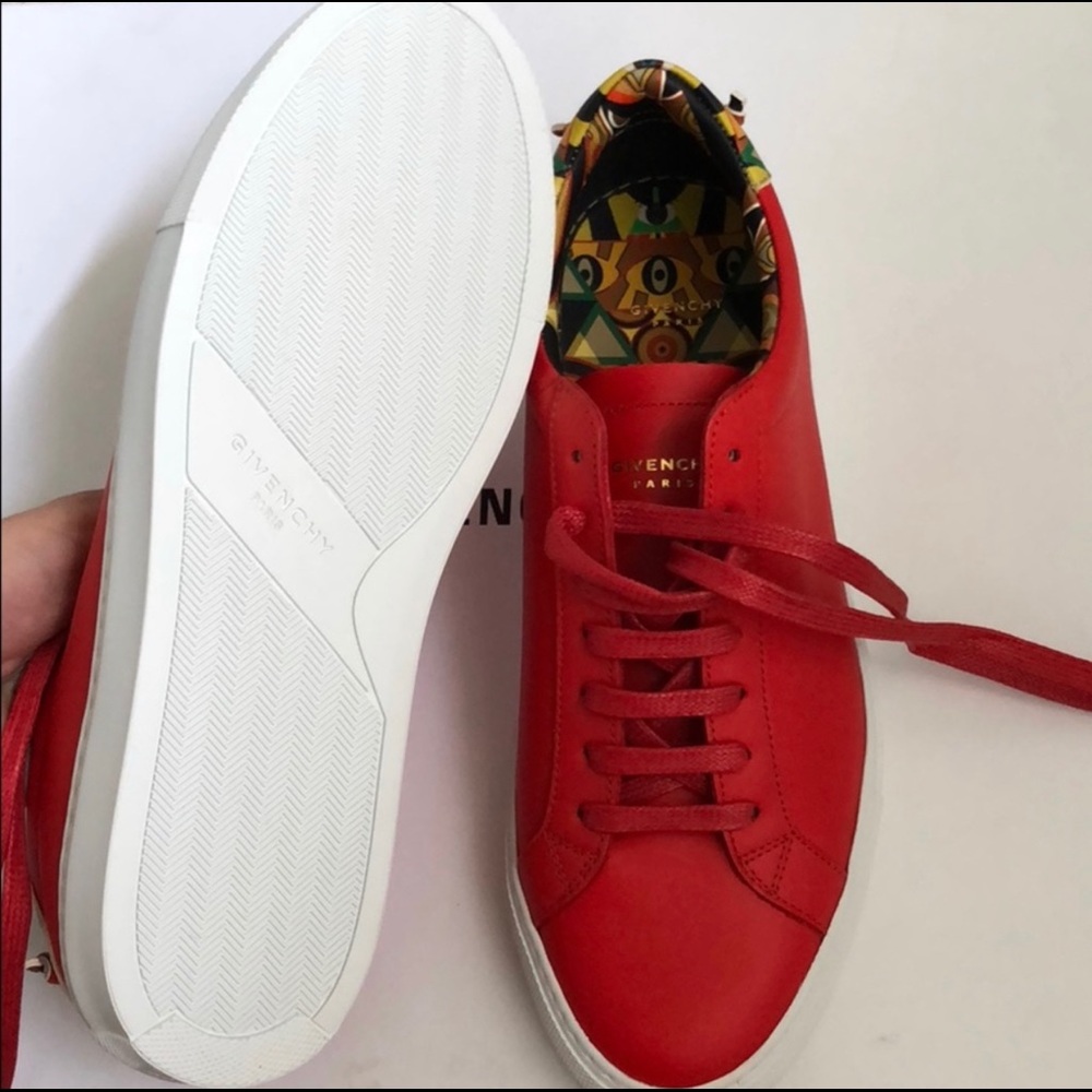 Givenchy Sneaker Red 🔥😱👇🏼👇🏼 - Picture 4 of 8